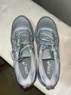 Asics Gel Venture 8 top photo