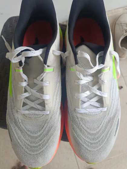 Skechers Aero Spark