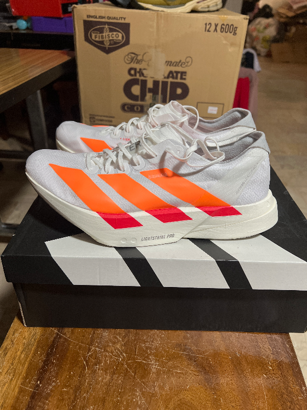 Main shoe photo