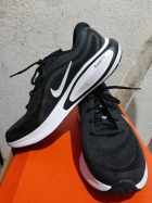 Nike Nike Journey Run Model: FN0228-001  top photo