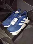 Adidas RESPONSE RUNNER left photo