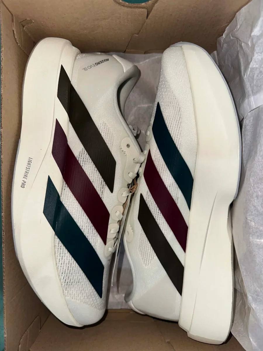 Main shoe photo