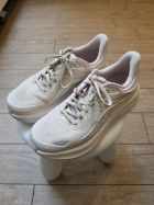 Hoka Bondi 9 sole photo