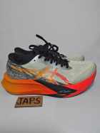 Asics Magic Speed 4 left photo